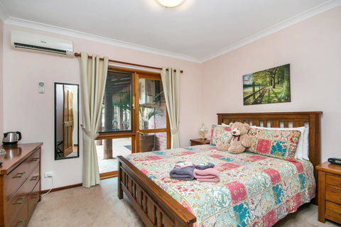 Coranda Lodge - Rental Cars 20