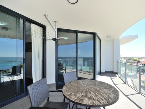 Nautilus By Rockingham Apartments - Rental Cars 7