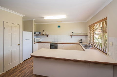 Gypsy Rise - Rental Cars 12