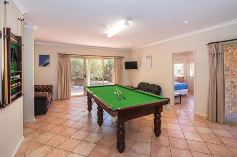 Gypsy Rise - Rental Cars 2