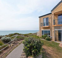 Caravel Beach House Mandurah - Rental Cars