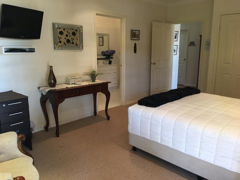 Armadale Cottage Bed & Breakfast - Rental Cars 27