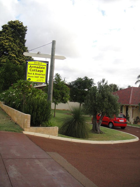 Armadale Cottage Bed & Breakfast - Rental Cars 34