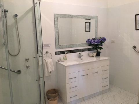 Armadale Cottage Bed & Breakfast - Rental Cars 25
