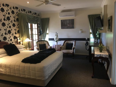 Armadale Cottage Bed & Breakfast - Rental Cars 2