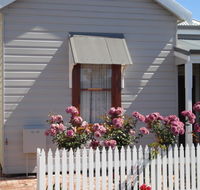 Bluebird Cottage - Rental Cars