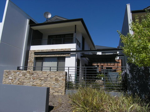Swan Valley Townhouse - Rental Cars 5