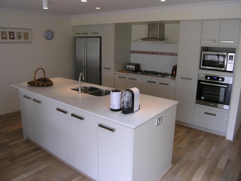 Swan Valley Townhouse - Rental Cars 4