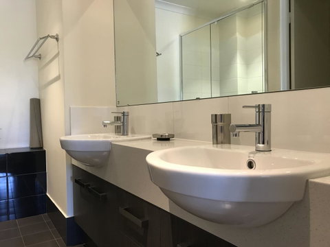 Swan Valley Townhouse - Rental Cars 23