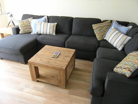 Swan Valley Townhouse - Rental Cars 11