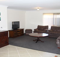 Byford House on the Scarp - Rental Cars