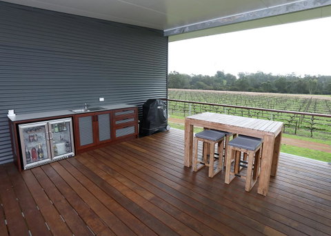Lot113 Vineyard Accommodation - Rental Cars 7