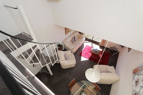 Atrium Hotel Mandurah - Rental Cars 39