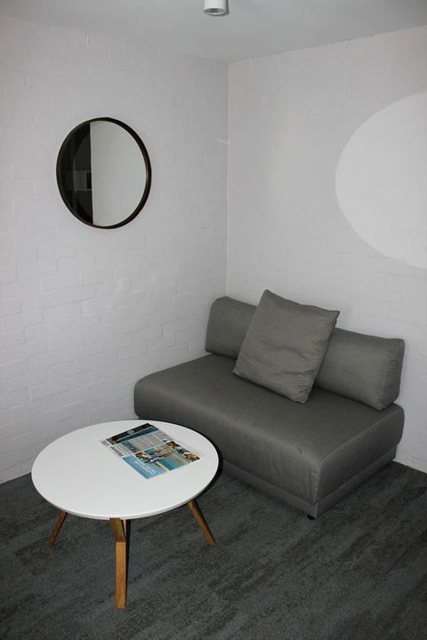 Atrium Hotel Mandurah - Rental Cars 10