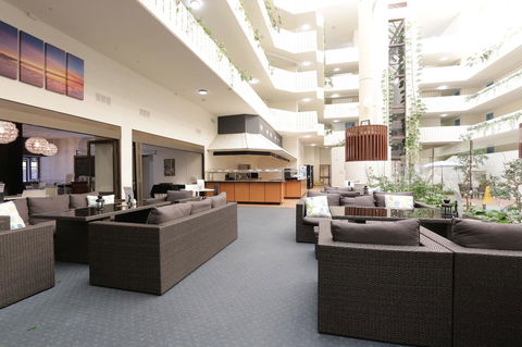 Atrium Hotel Mandurah - Rental Cars 31