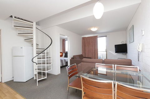 Atrium Hotel Mandurah - Rental Cars 21