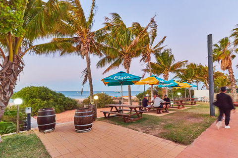 RAC Monkey Mia Dolphin Resort - Rental Cars 8
