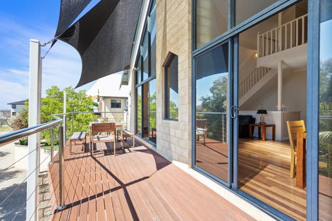 Swanview Ardross Shortstays - Rental Cars 14