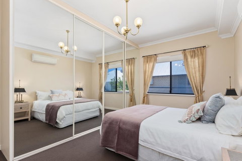 Swanview Ardross Shortstays - Rental Cars 19