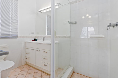 Swanview Ardross Shortstays - Rental Cars 20