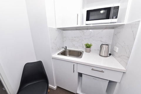 Infinite Apartment Opposite Garden City - Rental Cars 20