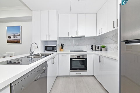 Infinite Apartment Opposite Garden City - Rental Cars 7