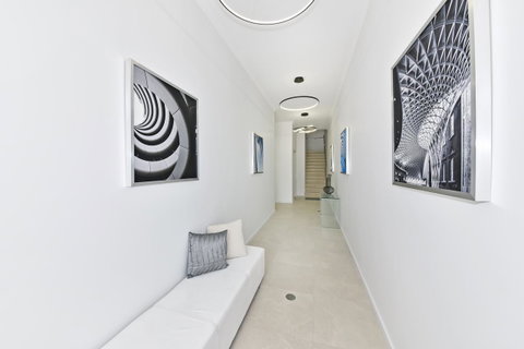 Infinite Apartment Opposite Garden City - Rental Cars 4