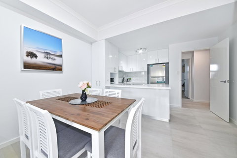Infinite Apartment Opposite Garden City - Rental Cars 6