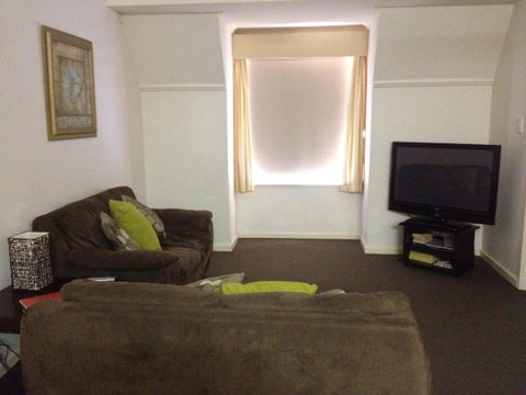 Dragonfly Apartment On Regal - Rental Cars 7