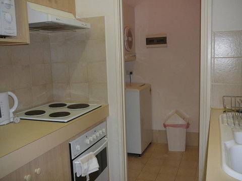 Dragonfly Apartment On Regal - Rental Cars 19
