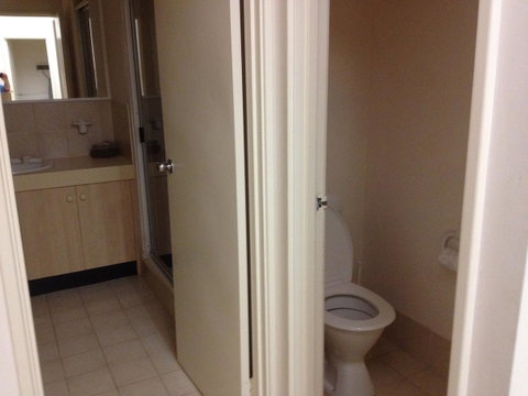 Dragonfly Apartment On Regal - Rental Cars 23