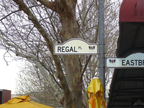Dragonfly Apartment On Regal - Rental Cars 29