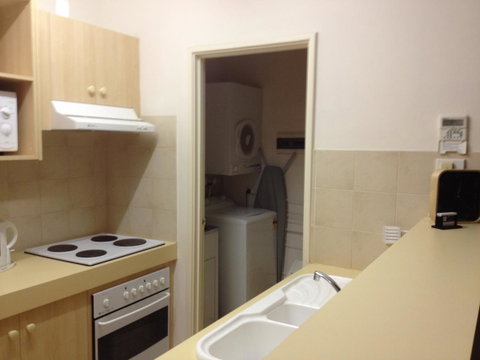 Dragonfly Apartment On Regal - Rental Cars 15