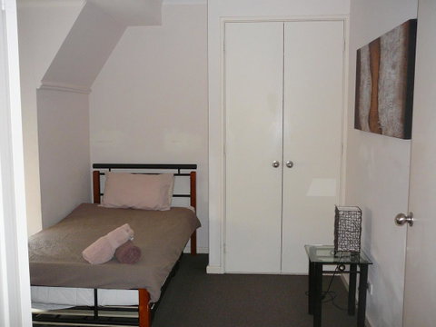 Dragonfly Apartment On Regal - Rental Cars 13
