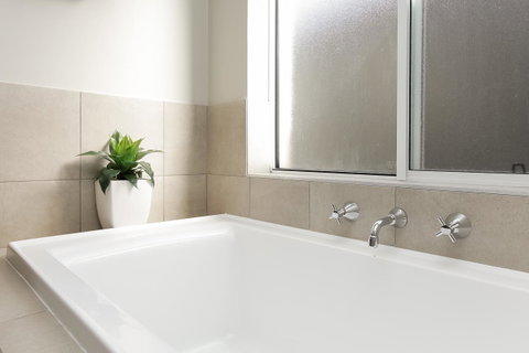 Perth Comfy Stays - Rental Cars 37