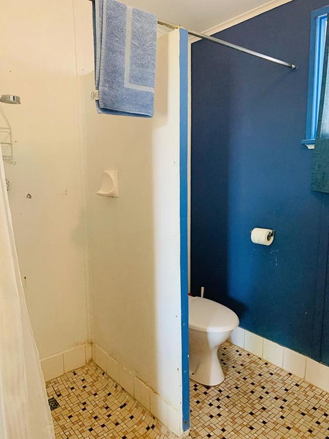 Shark Bay Cottages - Rental Cars 28