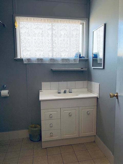 Shark Bay Cottages - Rental Cars 16