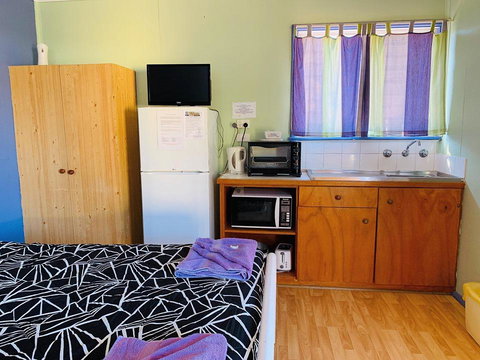 Shark Bay Cottages - Rental Cars 22
