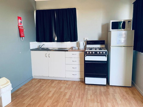 Shark Bay Cottages - Rental Cars 15