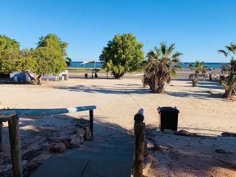 Shark Bay Cottages - Rental Cars 1