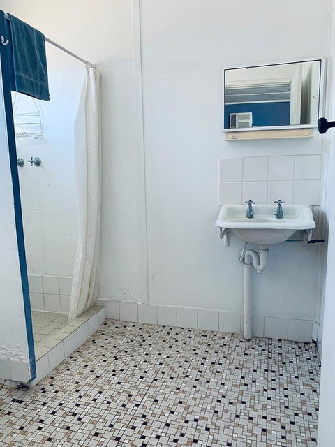 Shark Bay Cottages - Rental Cars 25