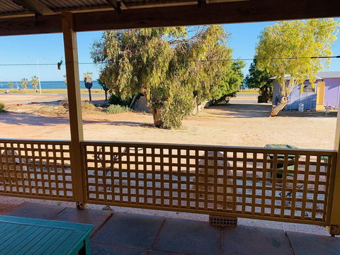 Shark Bay Cottages - Rental Cars 5