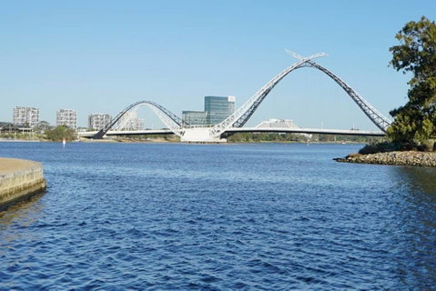 405 Perth City Escape - Rental Cars 15