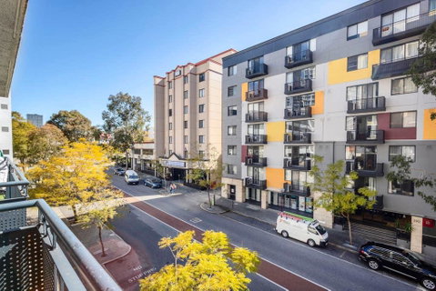 405 Perth City Escape - Rental Cars 30