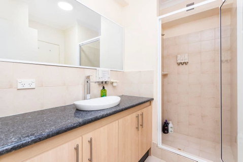405 Perth City Escape - Rental Cars 36