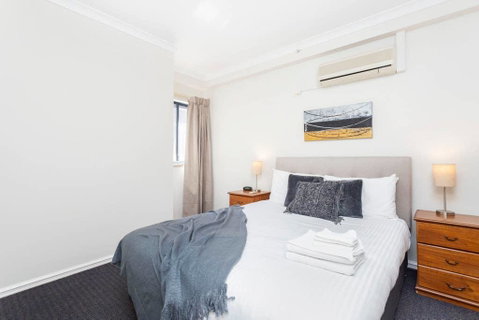 405 Perth City Escape - Rental Cars 38