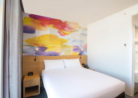 Ibis Styles Hobart - Rental Cars 24