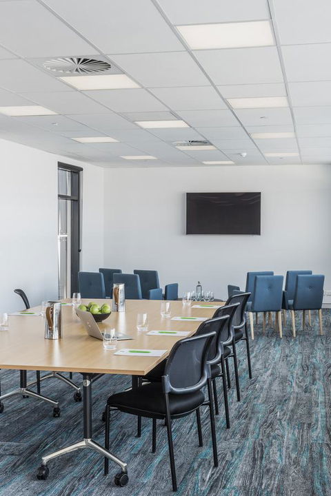Ibis Styles Hobart - Rental Cars 28