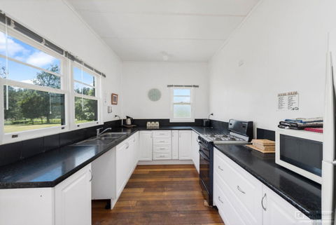 Giants Table And Cottages - Rental Cars 28