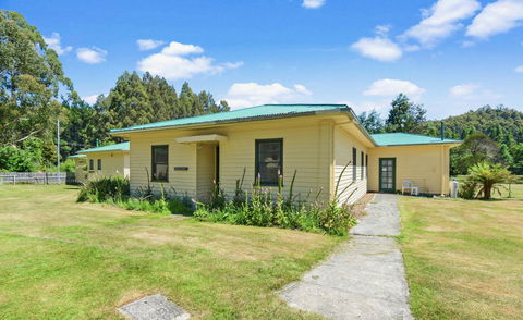 Giants Table And Cottages - Rental Cars 13